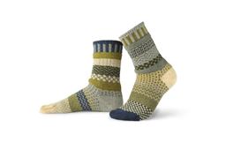 Sagebrush Adult Mis-matched Socks - Medium 6-8